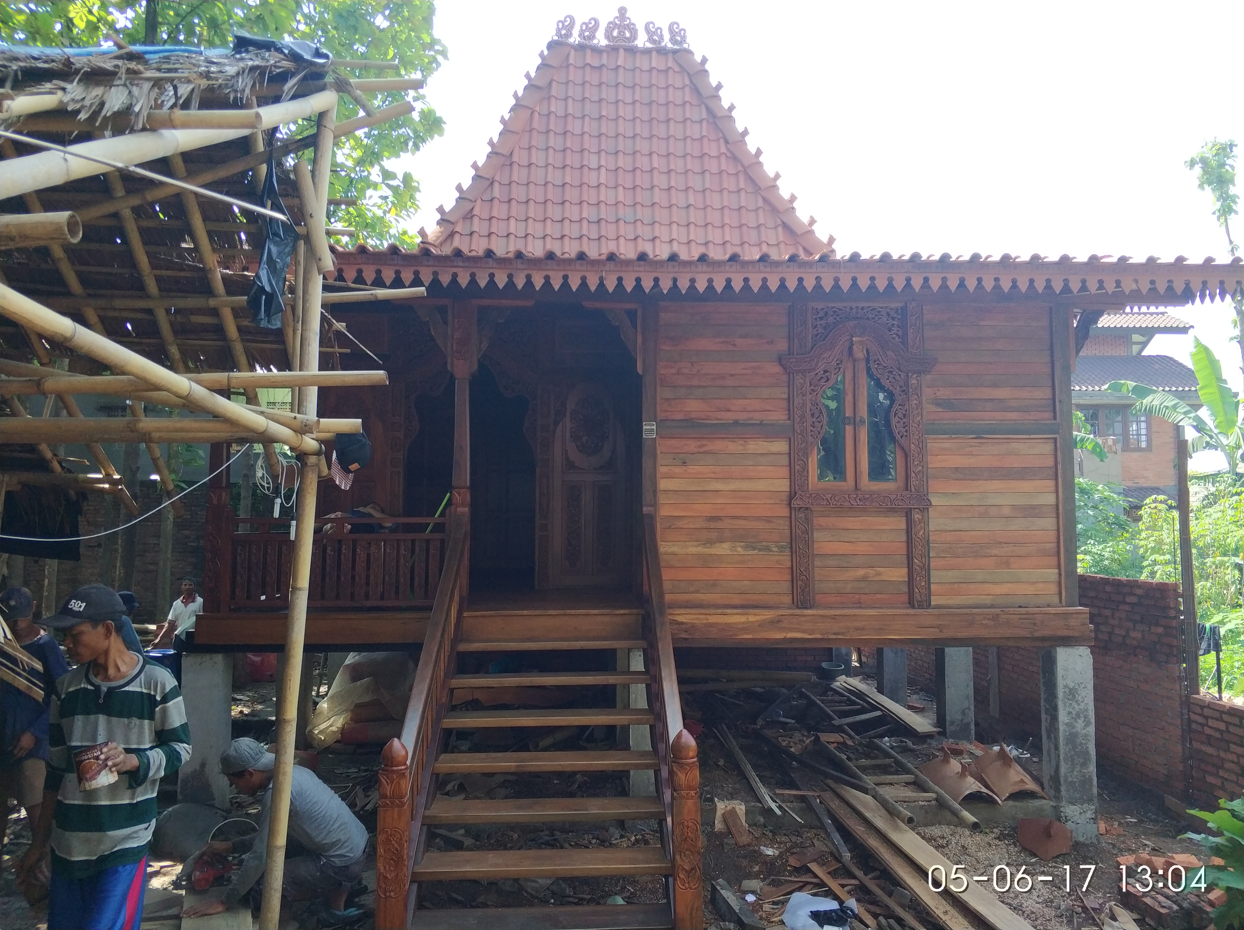 Jual rumah kayu di Bogor, Jual rumah kayu di jakarta, depok, bandung, tasik, sukabumi, cileggon